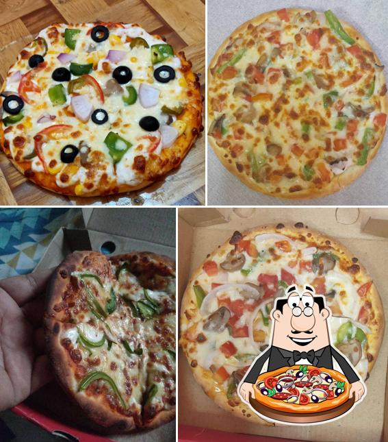 Pick pizza at Pummy's Pizza