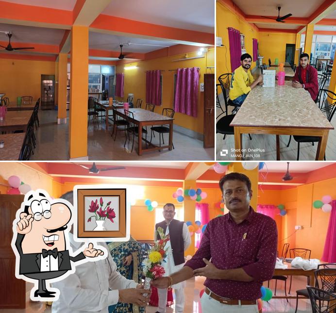 Check out how Balaji Rajasthan bhojnalaya looks inside
