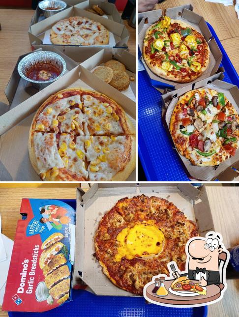 Order pizza at Domino's Pizza Maktulpuri, Roorkee