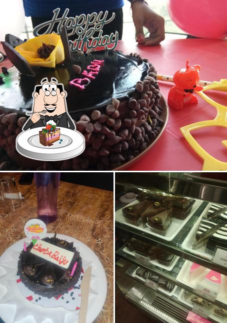 Chocolate cake at Monginis Cake Shop