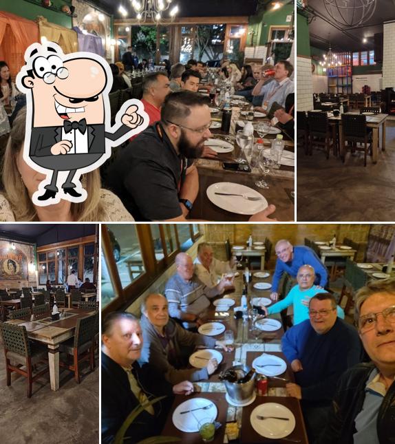 Veja imagens do interior do Pizzaria Valentina