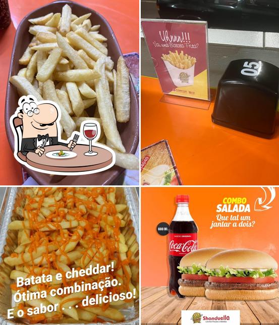 Mousse de chocolate em Shanduella Lanches