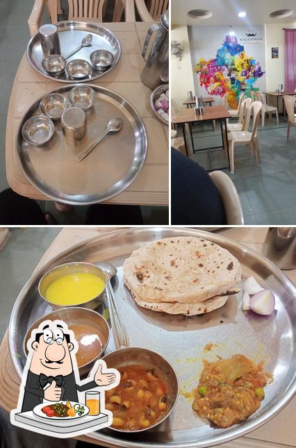 The image of Mayur Bhojnalaya’s food and dining table