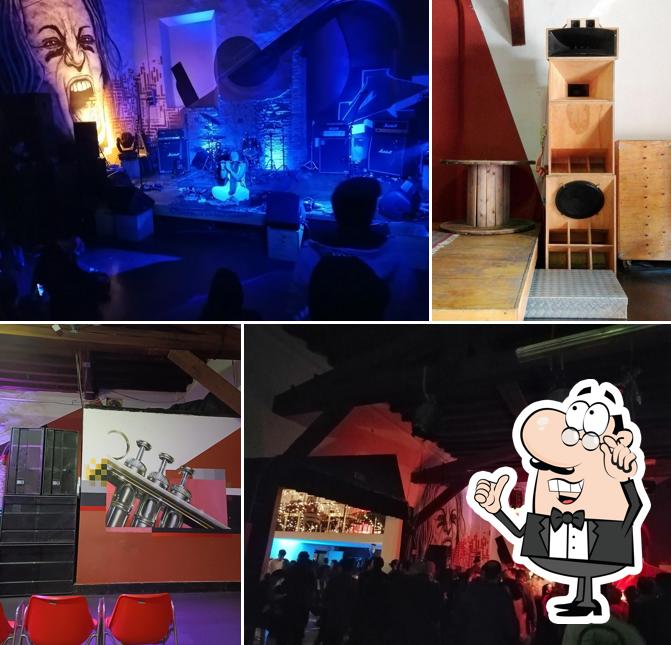 Dai un'occhiata agli interni di Arci Bolognesi