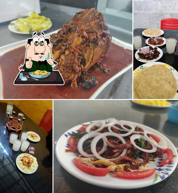 Food at Anandakala Toddy Shop