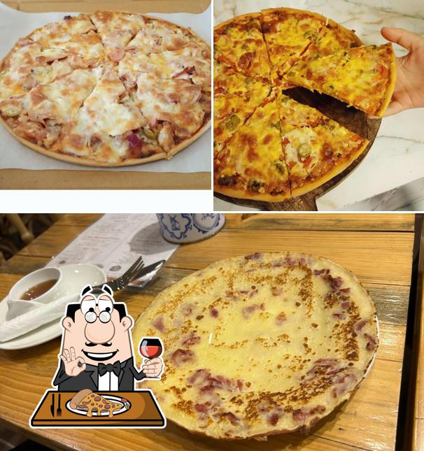 Pick pizza at Lotte's Homebaked Goods & Cafe / roastery cafe / bakery cafe