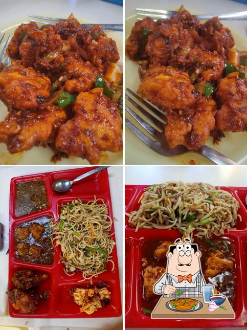 Chicken wings at NOODLES & LIVE PASTA