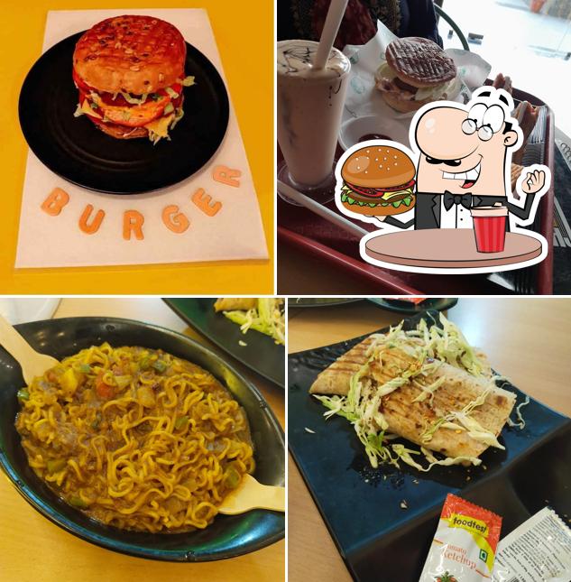 Hamburger at Cheesy Crazy Cafe