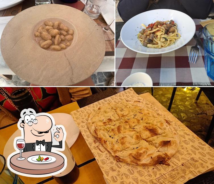 Platti al Ristorante fraschetta Poli