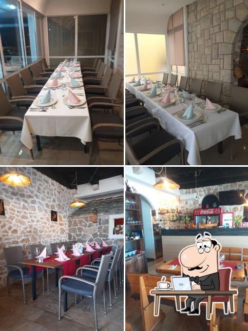 Gli interni di TAVERN MORE