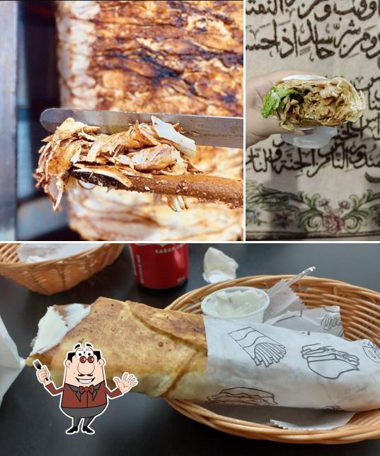 Comida em HaLawani Shawarma