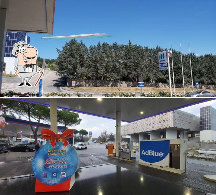 Guarda gli esterni di Distributore Carburanti IP Gpl Metano (L-CNG) 24h Ricarica Elettrica EnelX - Via Tuzi (PG)