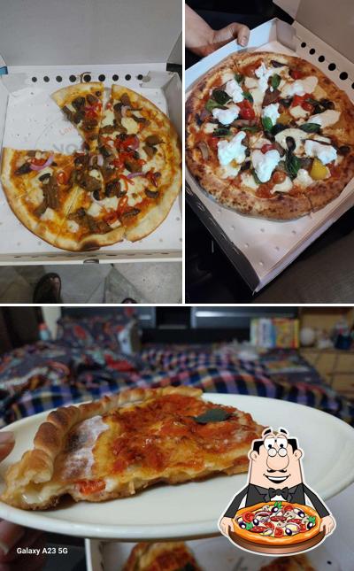 At Nomad Pizza - Traveller Series - Gomti Nagar, you can get pizza