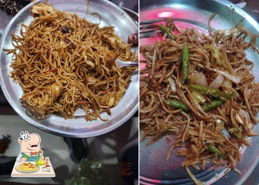 Food at China Town