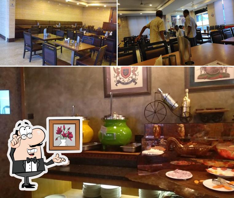 The interior of Rice n Spice