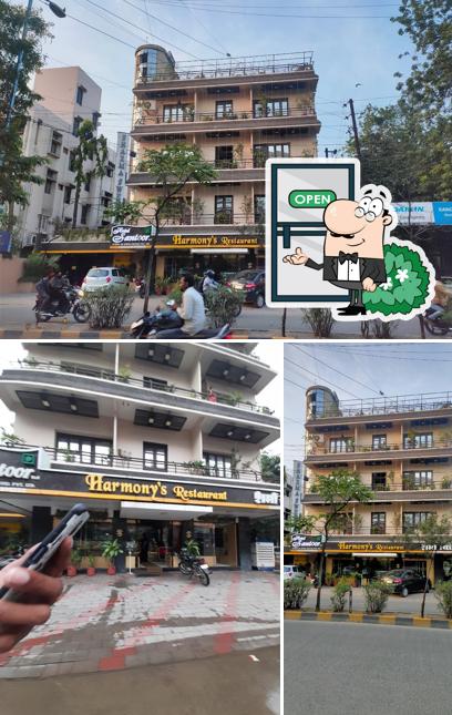 The exterior of Harmony's Restaurant Veg RoofTop, Hotel Santoor