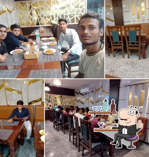 Check out how Al Mughlai Darbar looks inside