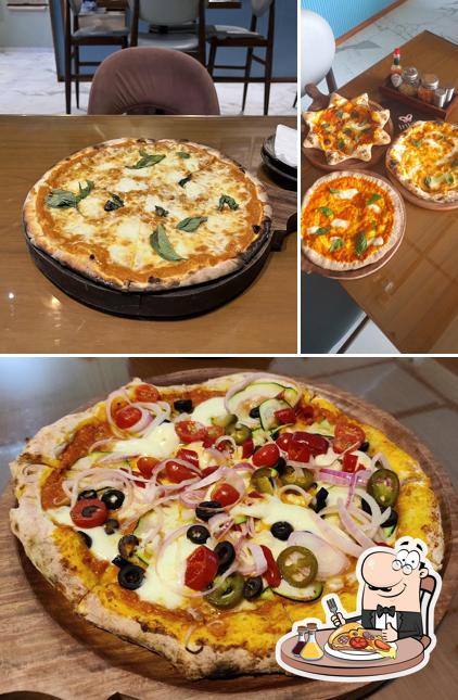 Get pizza at Inizio