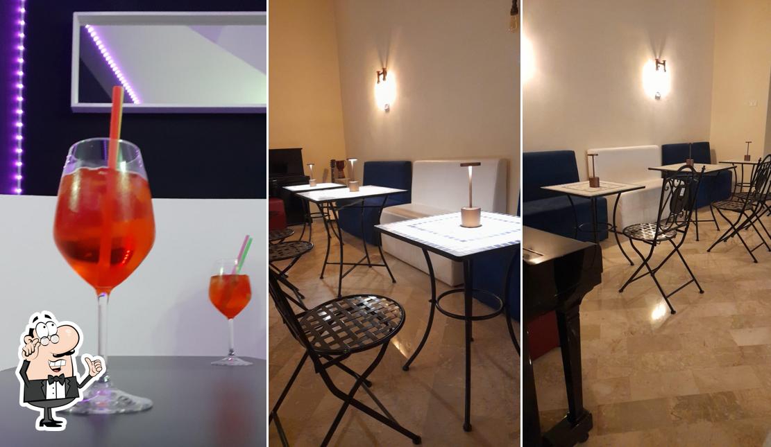 Dai un'occhiata agli interni di Lucio's Cocktailbar