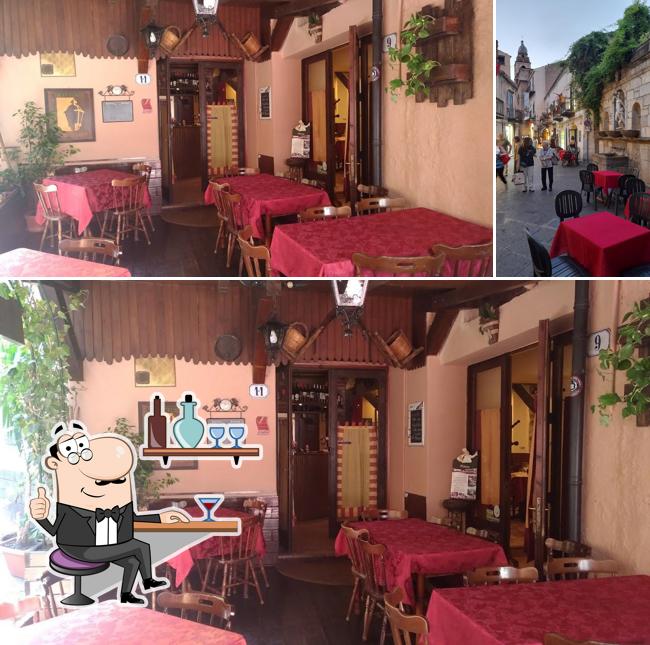 Dai un'occhiata agli interni di Trattoria La Lanterna Castelbuono