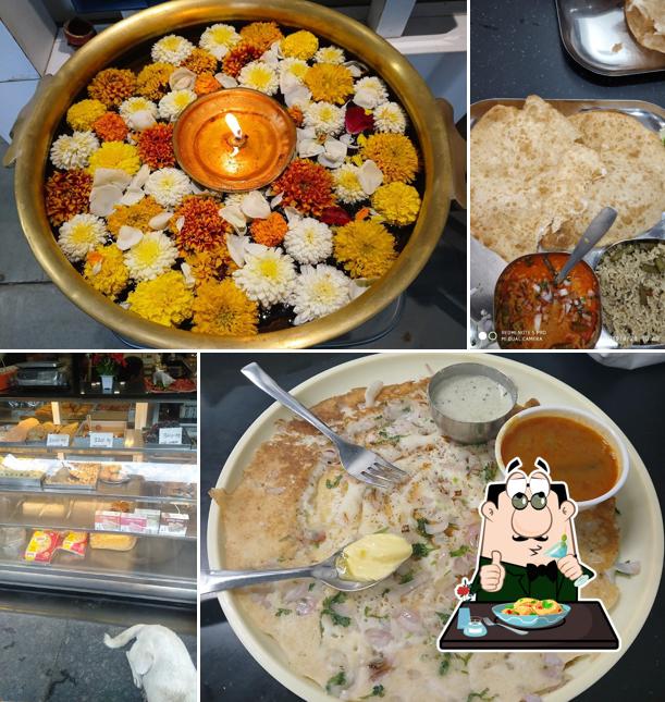 Meals at Hotel Laxmi Bhuvan