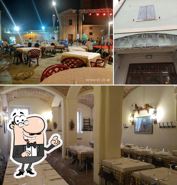 Dai un'occhiata agli interni di osteria degli obici