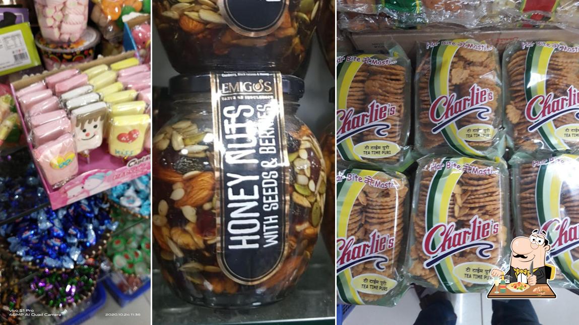 Food at ITALIAN BAKERY AND SUPERSTORE