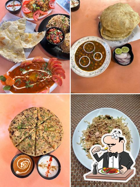 Meals at Namak Shamak Swadanusaar