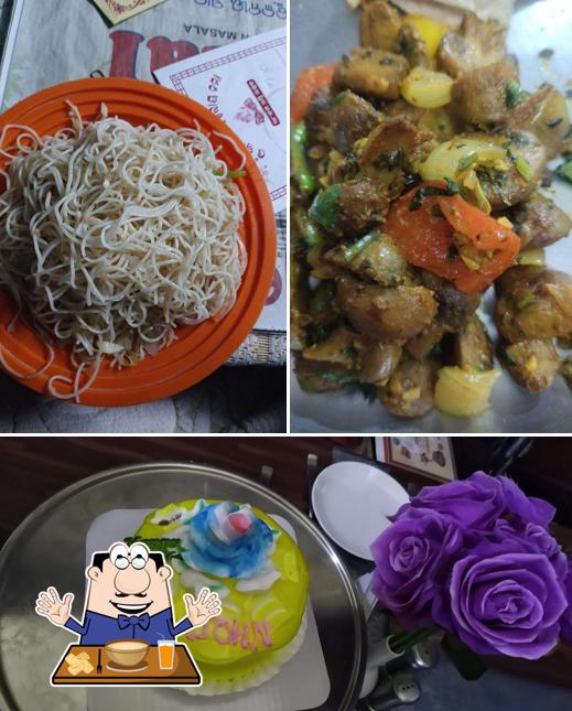 Food at The Sarovar court