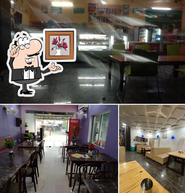 The interior of Mid-Way Point Family Restaurant
