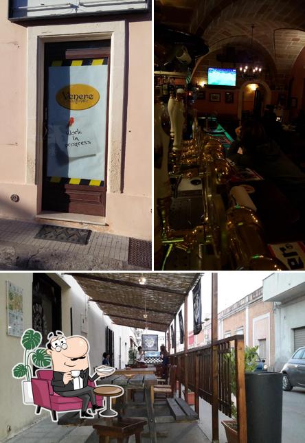 Gli interni di Cotton Pub