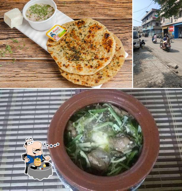 The image of Tiffin junction’s food and exterior