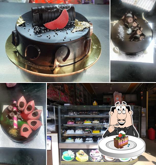 Chocolate cake at Ishwar Bakery