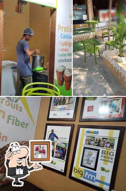 The interior of Pahalwan Ji Ka Special Matthha