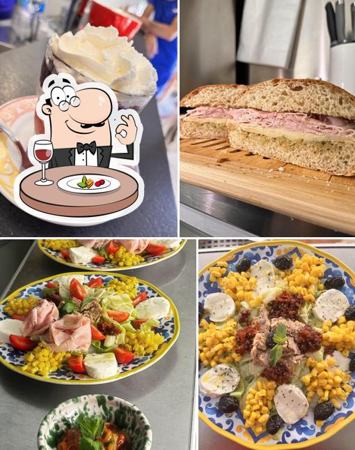 Cibo al Bar Mediterraneo