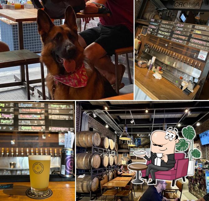 O interior do Croma Beer Co