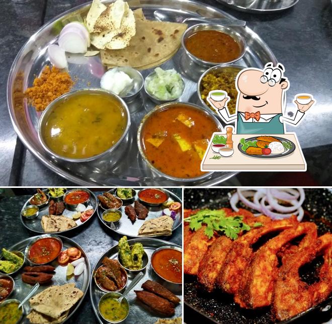 Food at Kulswamini Special Bhigwan Machhi