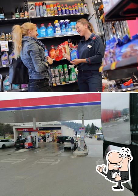 Guarda questa immagine di Petrol