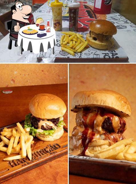 Os hambúrgueres do Hamburgão Eunápolis Rede Farias Gourmet e Tradicional Pizzaria Açai irão satisfazer uma variedade de gostos