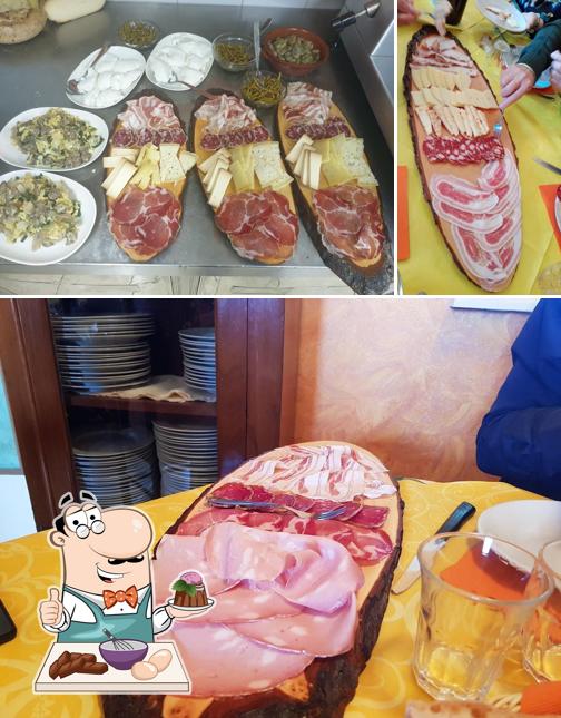 DA ITALIANO Osteria sert un nombre de desserts