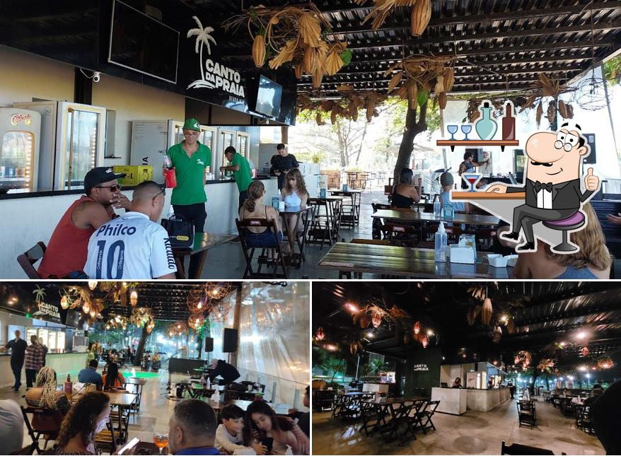 Veja imagens do interior do Bar Canto da Praia
