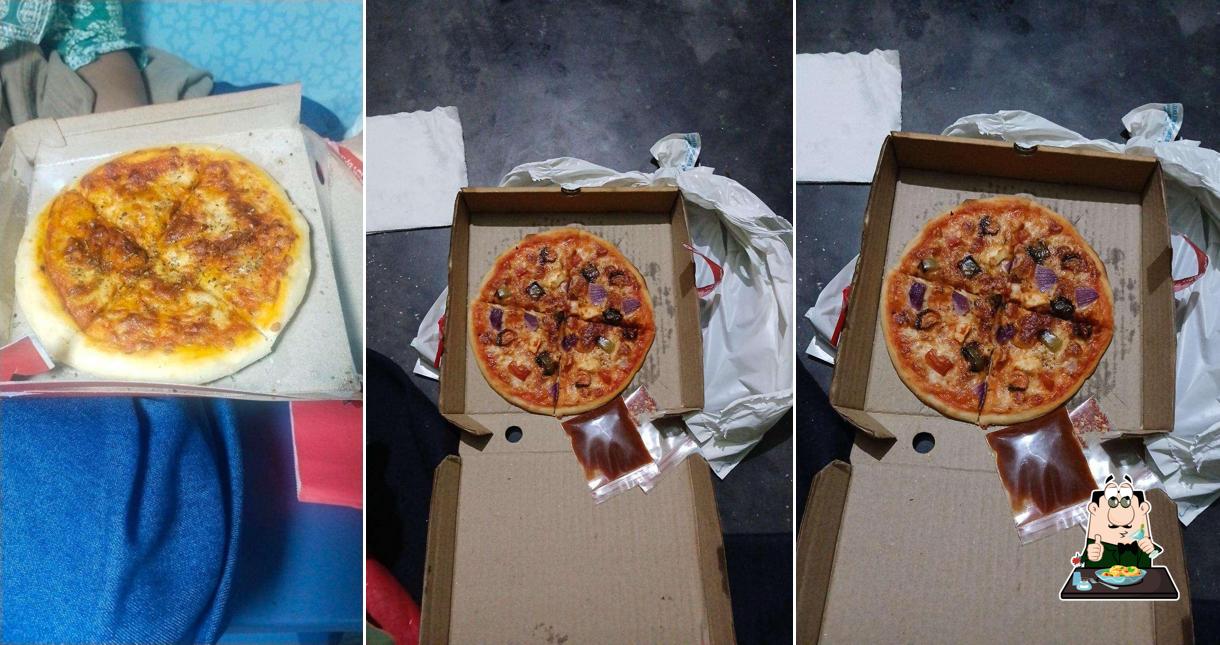 Food at Pizza Ghar