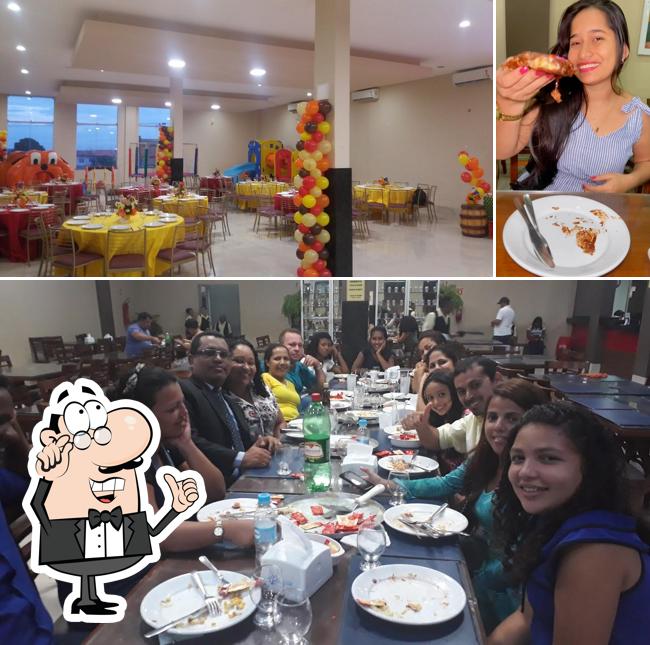 Veja imagens do interior do Pizzaria Palazio