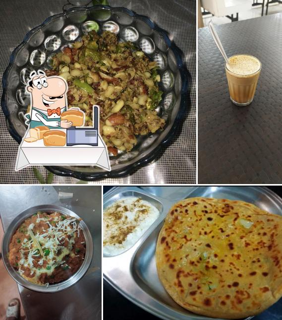 Garlic bread at BHAGAT AHAR BHAWAN