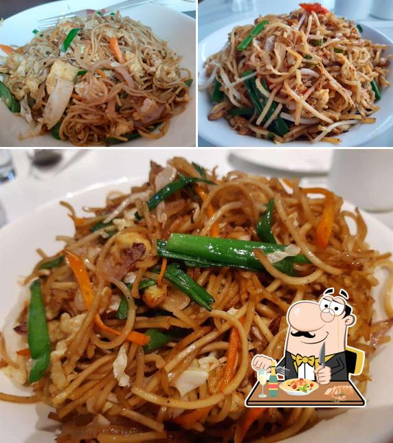 Pad thai at PENGUIN FOOD CENTRE