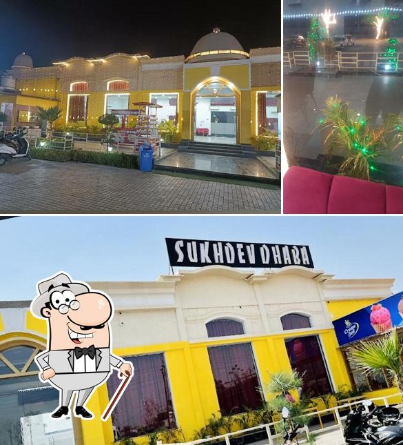 The exterior of Sukhdev Dhaba