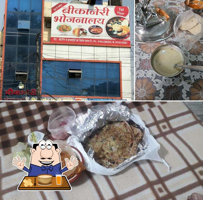 Clam chowder at Bikaneri Bhojanalaya