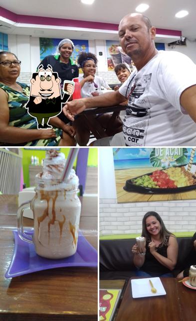 Desfrute de um drinque no Big Açaí