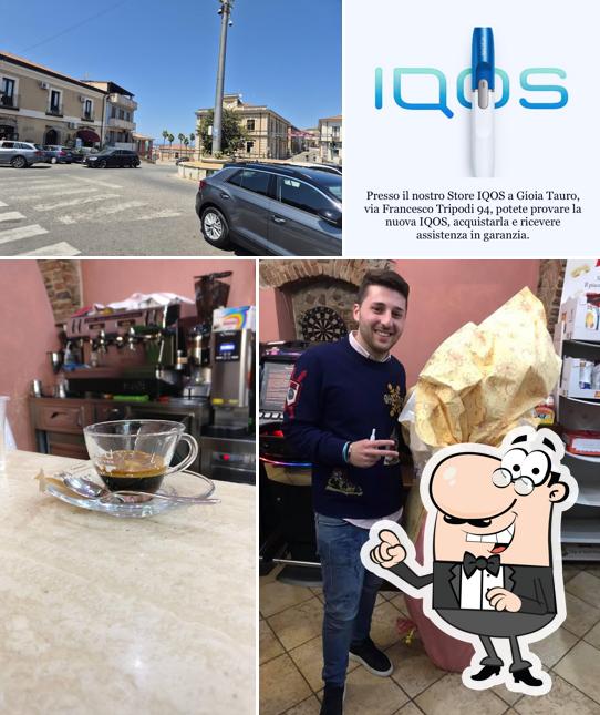 Gli esterni di Bar Tabacchi Giornali Di Speranza Carmelo