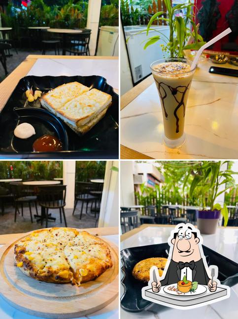 Meals at Mauli Vadapav & Cafe